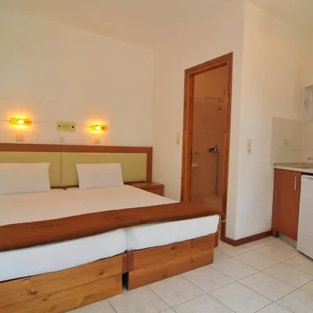 Emerald Apart Otel Chrysi Ammoudia
