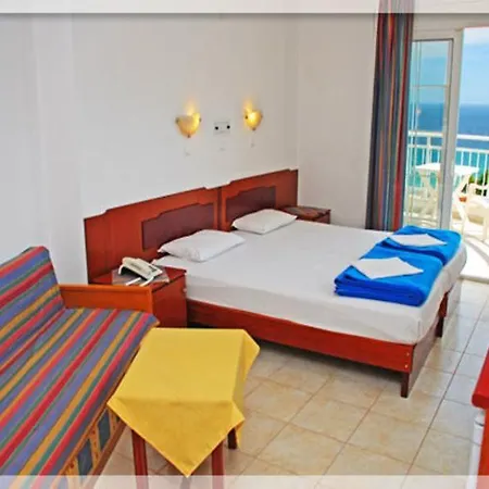 Emerald Apart Otel 2*