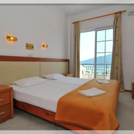 Emerald Apart Otel Chrysi Ammoudia