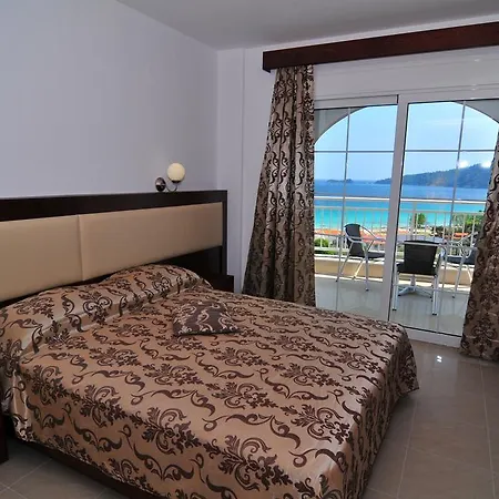 Apart Otel Emerald Chrysi Ammoudia