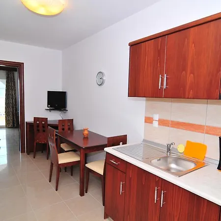 Emerald Apart Otel